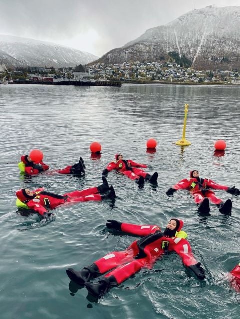 Tromsø: Arctic Floating with Snacks and Drinks - Good To Know