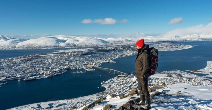 Tromsø: Daytime Fjellheisen Snowshoe Hike and Cable Car Ride - Experience Highlights