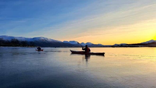 Tromsø: Easy Winter Kayaking Tour With Seal Watching - Tour Details and Logistics
