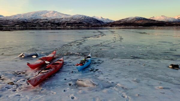 Tromsø: Easy Winter Kayaking Tour With Seal Watching - Stunning Polar Night Scenery