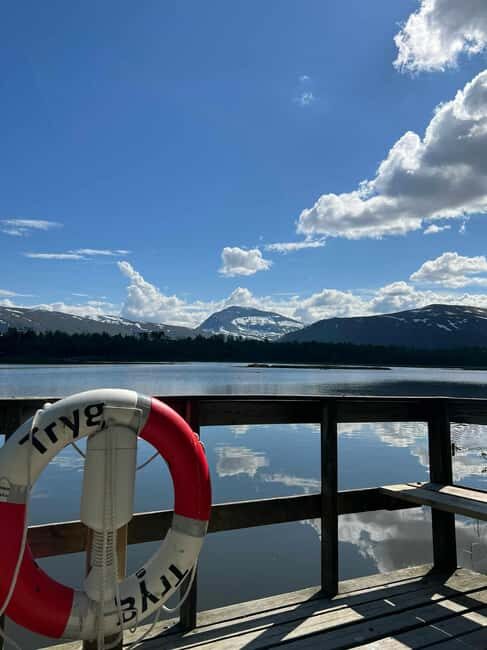 Tromsø: Evening run with a local - Aurora chase by foot - An Authentic Run Through Tromsø’s Autumn Splendor