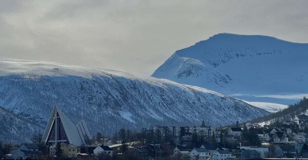 TROMSØ: Explore The City & a Tour Of PolarMuseum (Español) - Historic Sites and Architecture