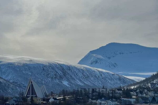 TROMSØ: Explore The City & a Tour Of PolarMuseum (Español) - Discovering Sami Culture and Traditions