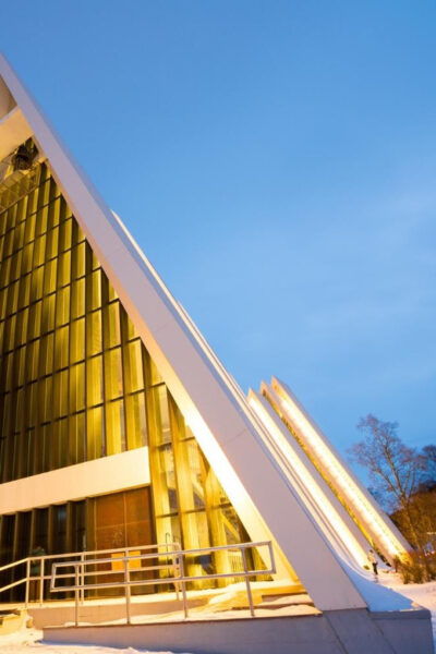 Tromso: Express Walk With a Local in 60 Minutes - Experiencing Tromsos Landmarks