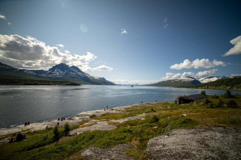 Tromsø: Fjord Adventure with Lunch and Photos - Wildlife Encounters