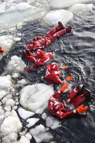 Tromsø: Ice Swimming in Survival Suit - Additional Information for Participants