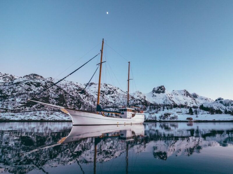Tromso: Luxury Northern Lights Cruise with Hot Tub & Dinner - FAQ