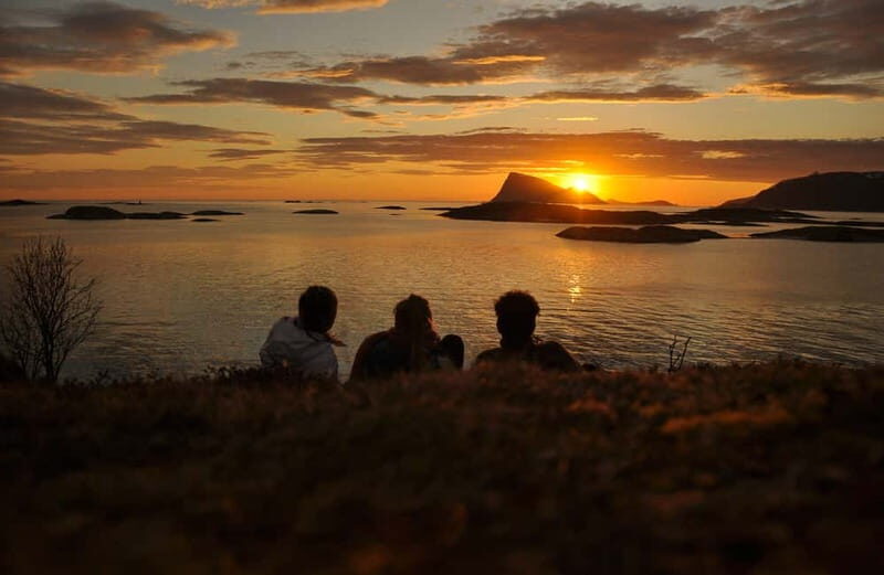 Tromsø: Midnight Sun, Campfire, Beach, Evening Tour - Good To Know