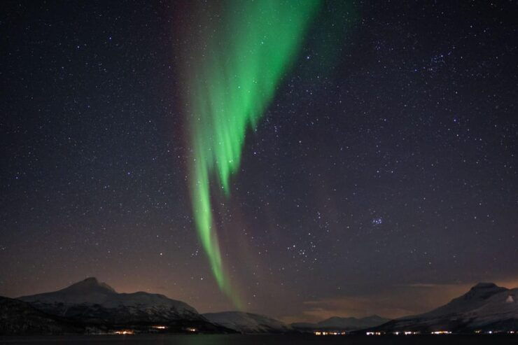 Tromsø: Northern Light Tour With Campfire and Hotel Transfer - Itinerary and Logistics