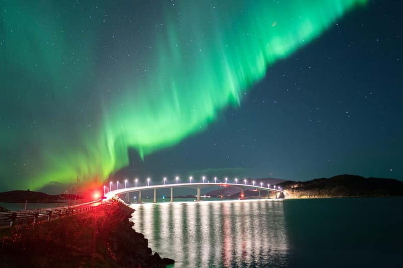 Tromsø: Northern Lights Hunt with Professional Photographer in Spanish - Good To Know