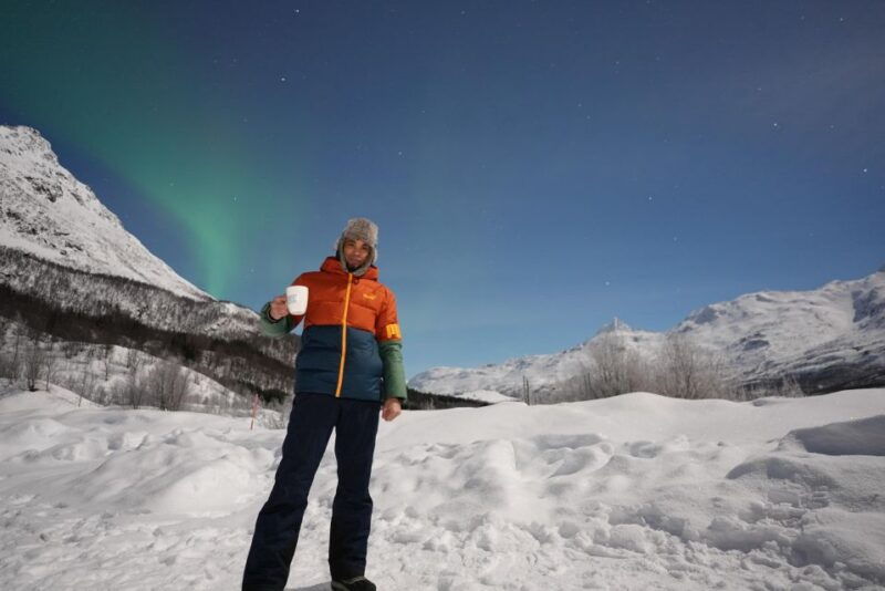Tromsø: Northern Lights Minibus Small Private Tour Group - Good To Know