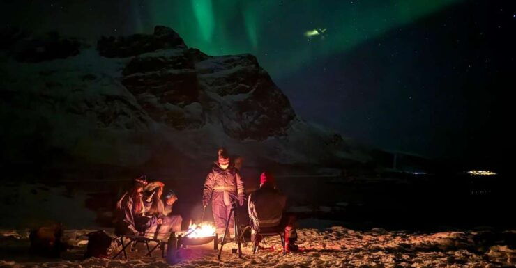 Tromsø: Northern Lights Tour With Hot Food and Drinks - Activity Details