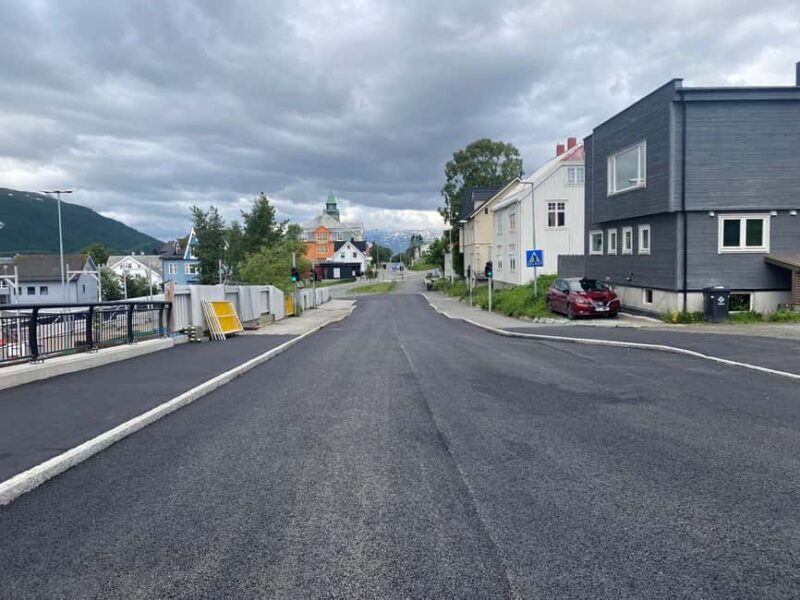 Tromsø: Private Car City Excursion with a Local - What Could Be Better