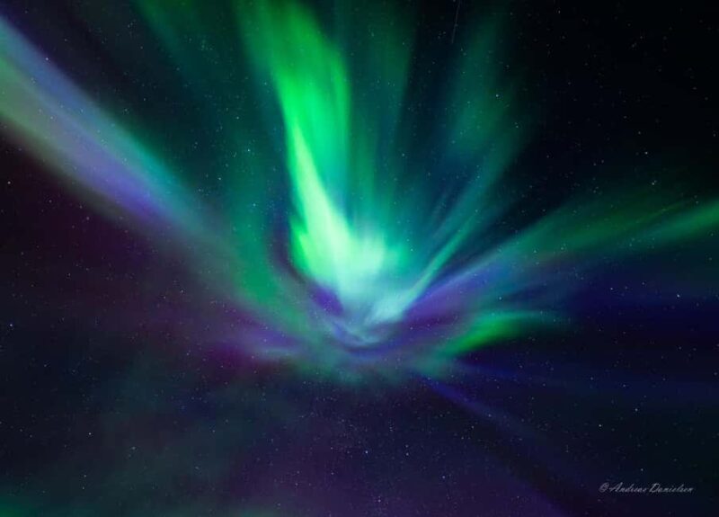 Tromsø: Private Northern Lights Minibus Tour with Photos - An In-Depth Look at the Tromsø Northern Lights Private Tour