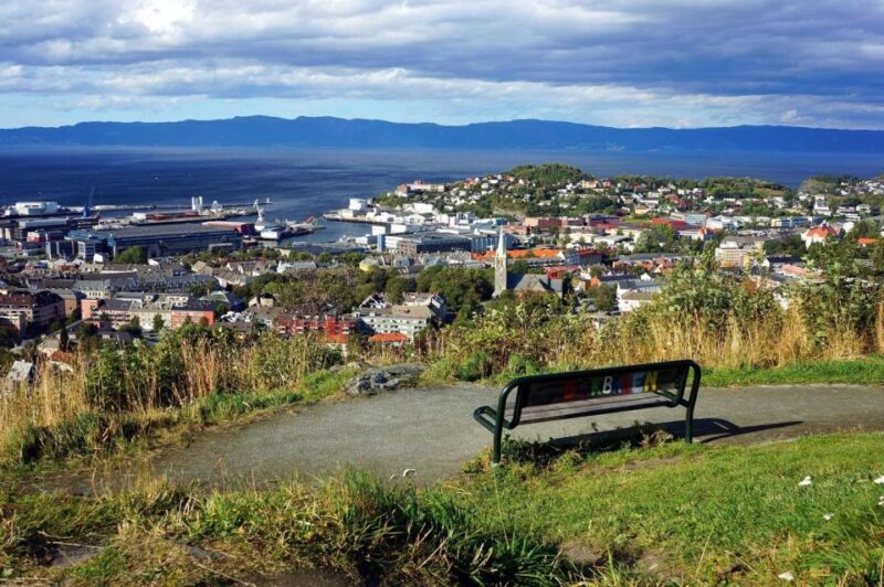 Trondheim: City Highlights Bus and Walking Tour - Exploring Trondheims Best Sights