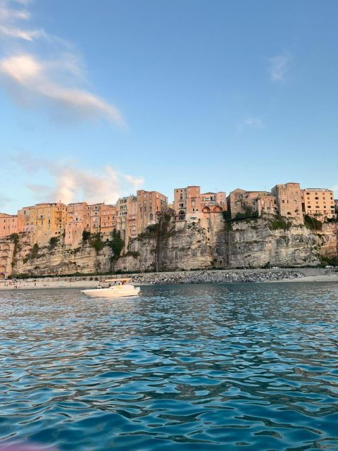 Tropea: Boat Tour at Sunset With Aperitif - Tour Highlights