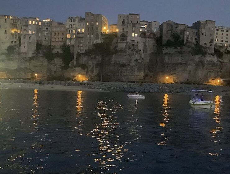 Tropea: Sunset Cruise to Capo Vaticano With Aperitif - Good To Know