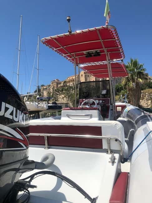 Tropea: Tour esclusivo massimo 12 persone a bordo con drink - Introduction