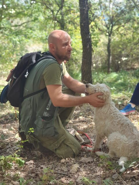 Truffle Experience - Truffle Hunting Techniques