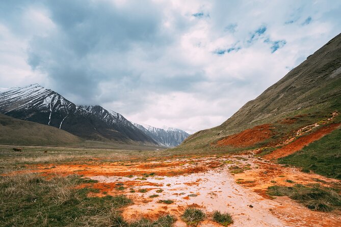 Truso Gorge Alien Paysages, Mineral Lake, Fortress and Ruins Tour - Pricing Details