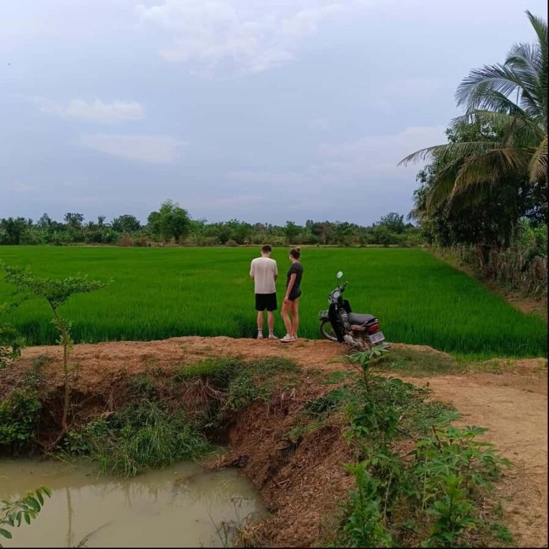 Trusty tuktuk tour/Bambootrain/countryside/killing &bat cave - Summary: Who Should Consider This Tour?