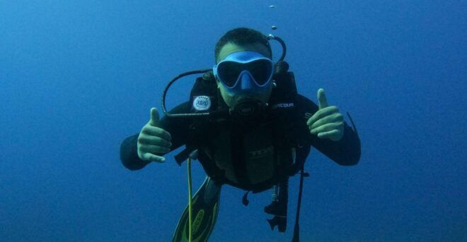 Try Dive With Scuba Point in Los Critianos - Restrictions