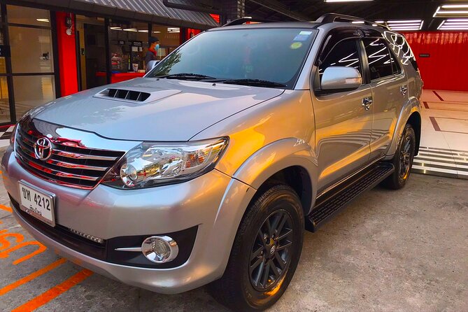 Try Find Your Better Than Us ! Airport Transfer Service in Bangkok HTL- Apt(Bkk) - Date and Traveler Selection