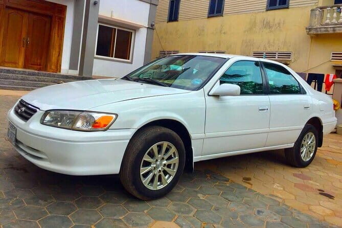 Try find your better than usAirport service SiemReap HTL-APT SAI - Who will love this service?