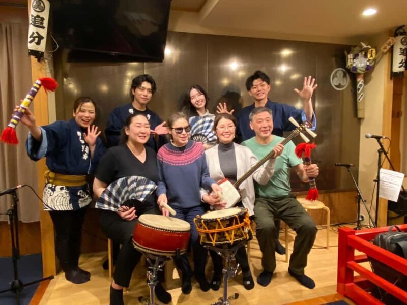 Tsugaru shamisen performance over traditional dinner - FAQ