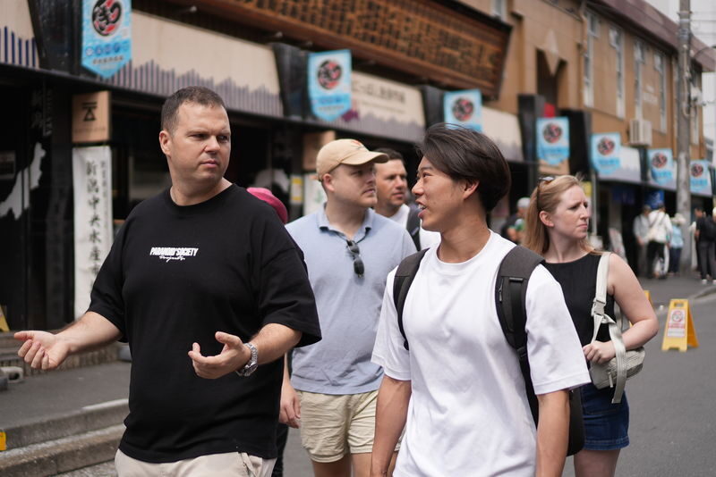 Tsukiji Fish Market Food and Walking Tour - Booking and meeting-point details