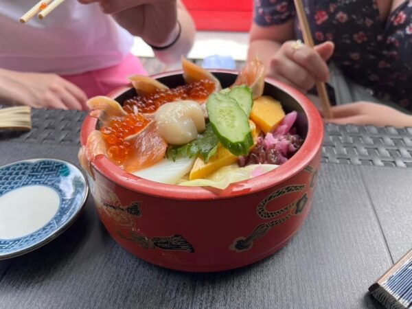 Tsukiji Market Foodie Tour: Enjoy Seafood, Sushi, and Sake - Expert Guide