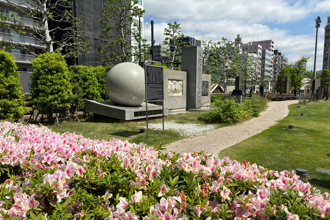 Tsukiji Outer Market Adventure With Tasteful Delights - Tsukijihonganji Information Center Meeting Point