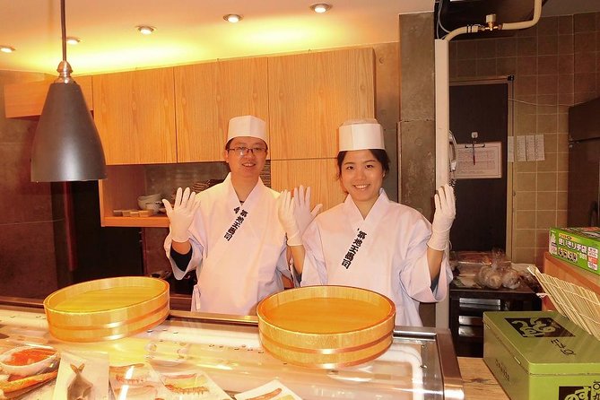 Tsukiji Outer Market and Sushi Making Private Tour - Hama Rikyu Gardens