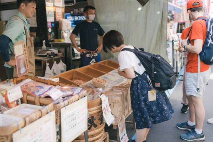 Tsukiji: Walking Tour With University Student-Small Group - Activity Details