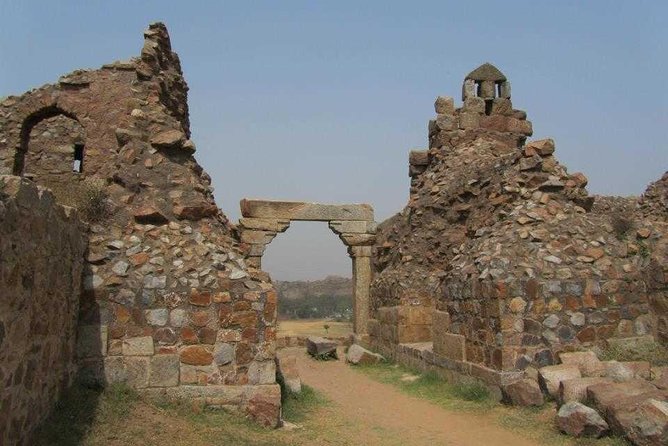 Tughlaqabad Fort Ruins - Good To Know