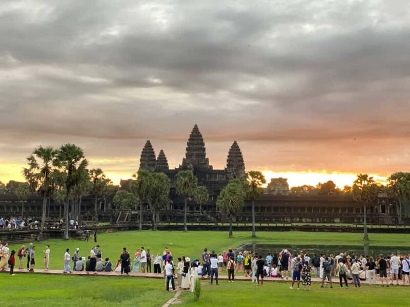 Tuk Tuk Angkor Wat Tours With Sunrise or Sunset - An In-Depth Look at the Tour Experience