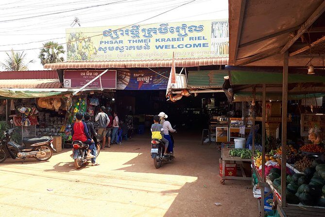Tuk Tuk Journey: Exploring Rural Life and Silk Farm Craftsmanship - Good To Know