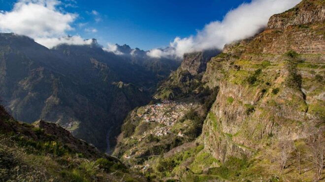 Tuk Tuk Nuns Valley - Madeira Island - Private Group Experience