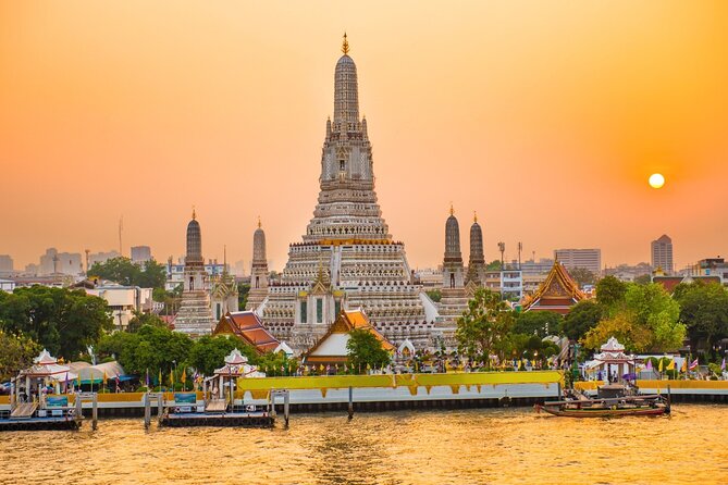 Tuk-Tuk Tour Bangkok by Night With Chinatown Meal - Tips for Visiting Buddhist Temples
