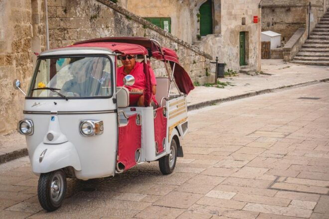 Tuk-Tuk Tour in Bari - About the Activity