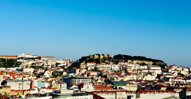Tuk Tuk Tour Lisbon: 1.5 Hour Old Town Tour - Highlights and Inclusions of the Tour