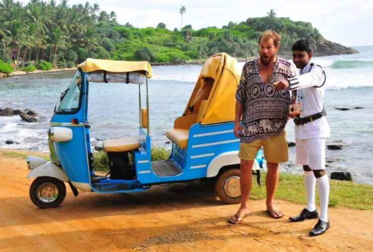 Tuktuk Tour of Colombo With Lunch/Dinner at Lotus Tower - Tour Highlights