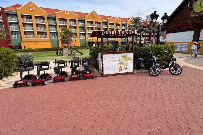 TukTuks Adventure Fun Tour in Curaçao - Mechanical issues and delays are mentioned occasionally, which can be frustrating, but the guides’ willingness to adapt and keep the mood light generally keeps the experience enjoyable.