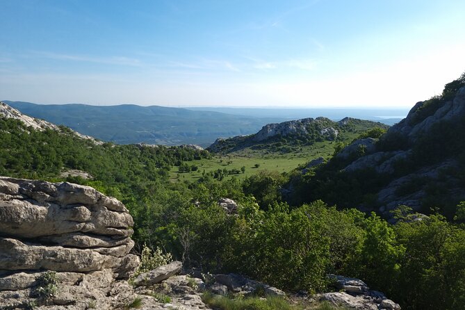 Tulove 4L, Velebit Safari, 4x4 Off-Road and Hiking - Tour Overview