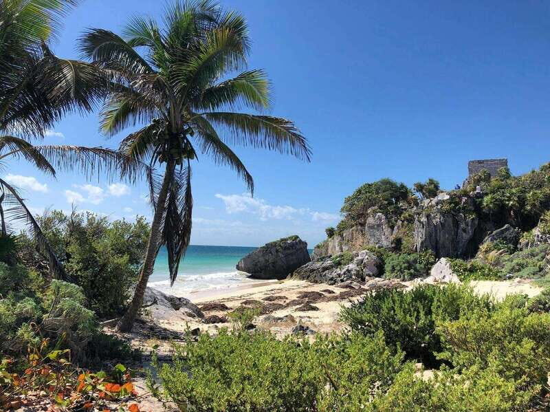 Tulum Archaeological Zone: Cenote, Lunch & Transfer - Exploring the Tulum Archaeological Zone