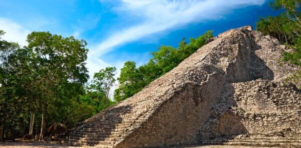 Tulum: Maya Archaeological Wonders - Convenient Transportation and Amenities