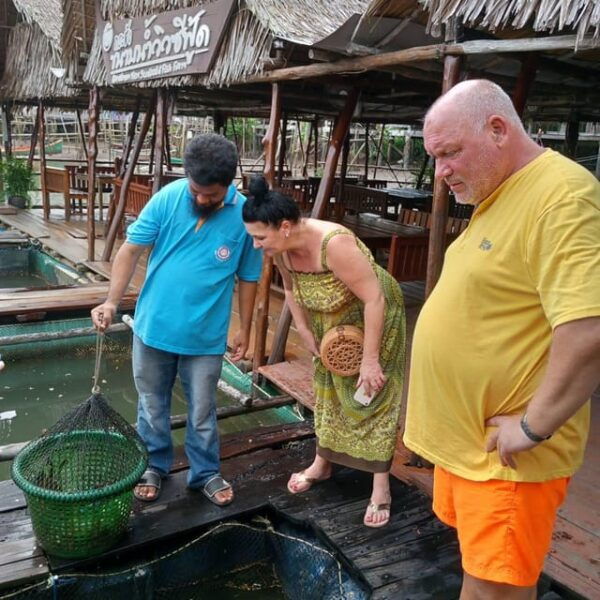 Tungyeepeng: Amazing Mangrove Boat Trip With Lunch - Break Down