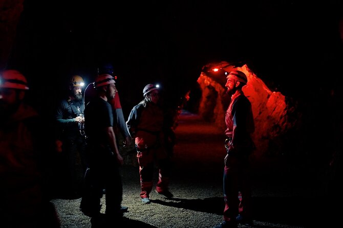 TUNNEL ABSEILING Tour the Underground With No Experience Required - Abseiling Activity and Unique Features