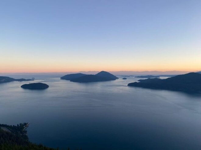 Tunnel Bluffs Hiking Day Trip- Vancouver - Scenic Viewpoints and Sights