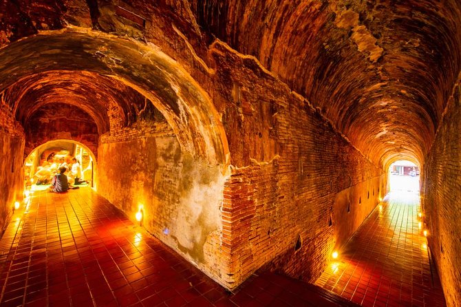 TunnelTemple&DoiSutepTemple(Night)  - Chiang Mai - Best Time to Visit Tunnel Temple